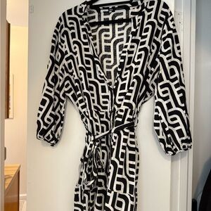 Black and White Geometric Pattern Dress